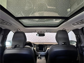 Volvo XC60 Volvo XC60 2.0 T6 350PK PHEV AWD PLUS DARK LONG RANGE PANO HARMAN-KARDON 360CAM ELEK.KLEP STUUR/STOEL VERW. Plug in Hybrid - afbeelding nr 59