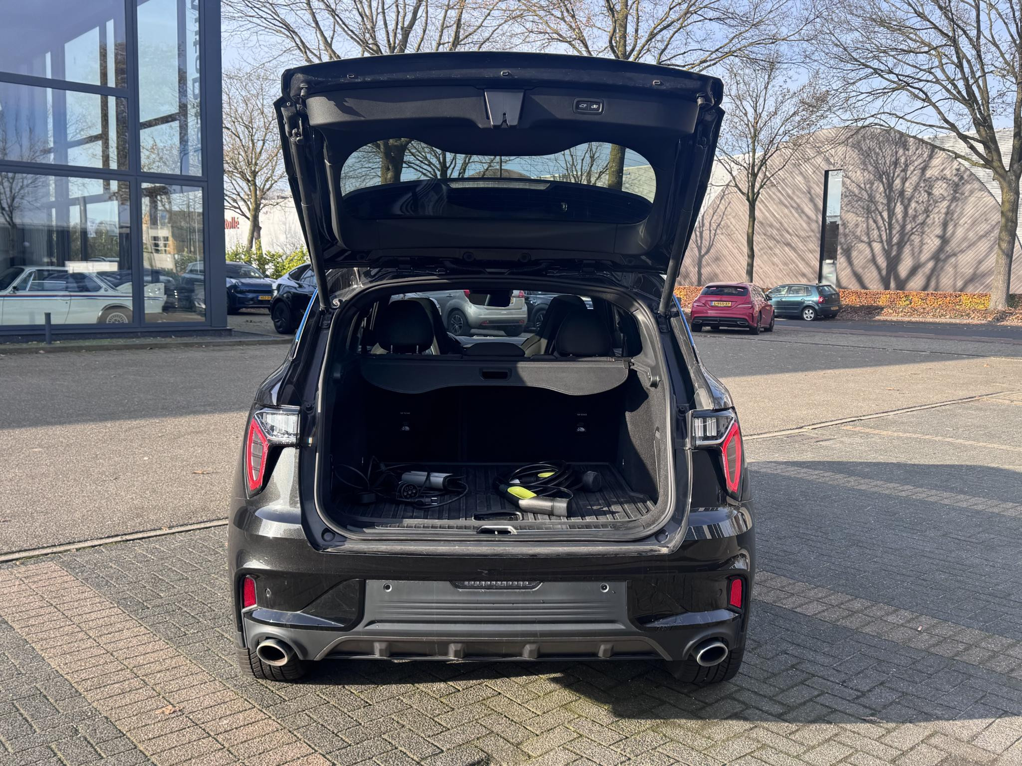 Hoofdafbeelding Lynk & Co 01