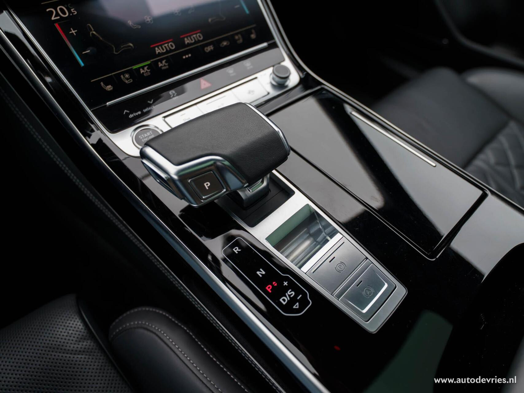 Hoofdafbeelding Audi A8