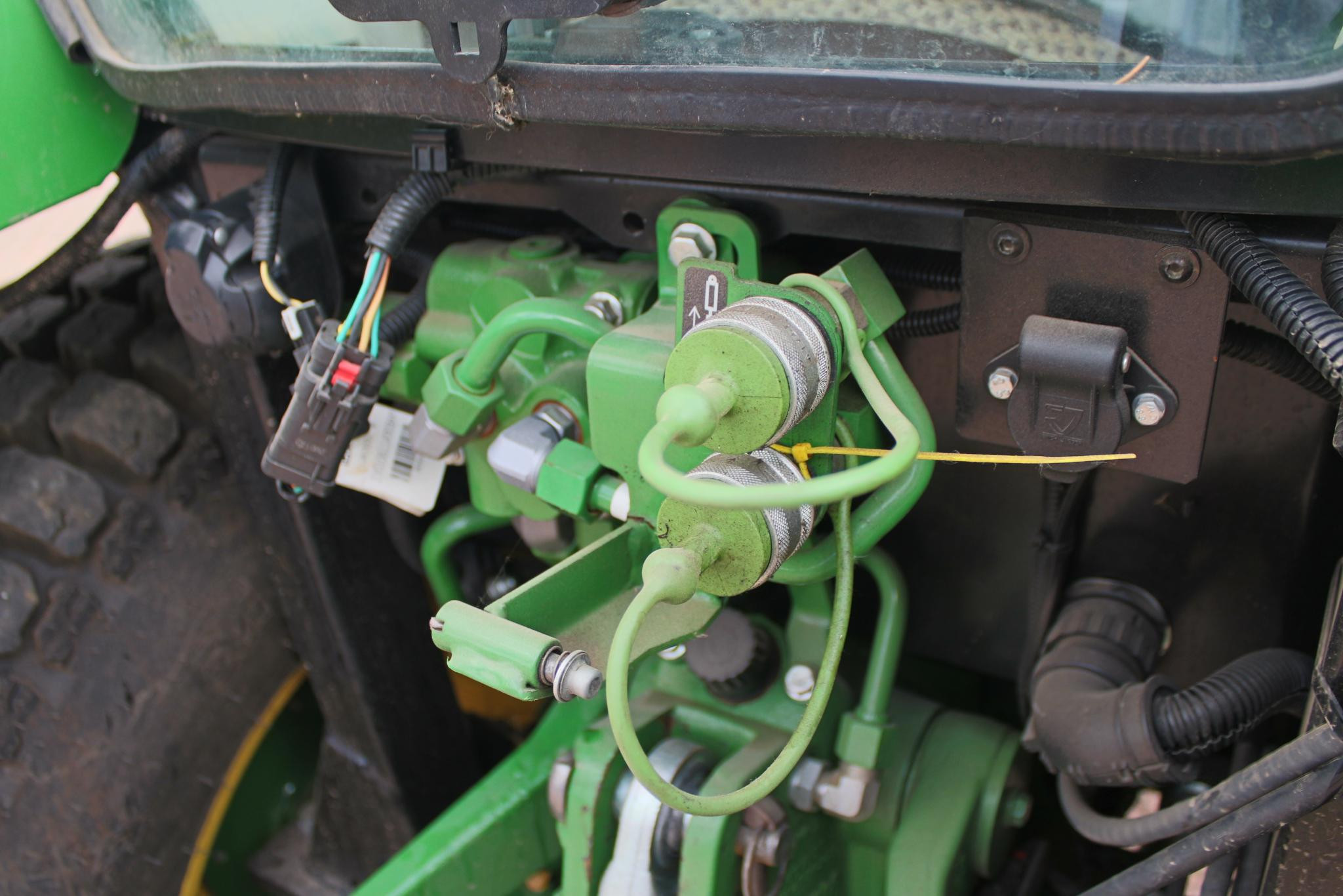 Hoofdafbeelding John Deere 3046r