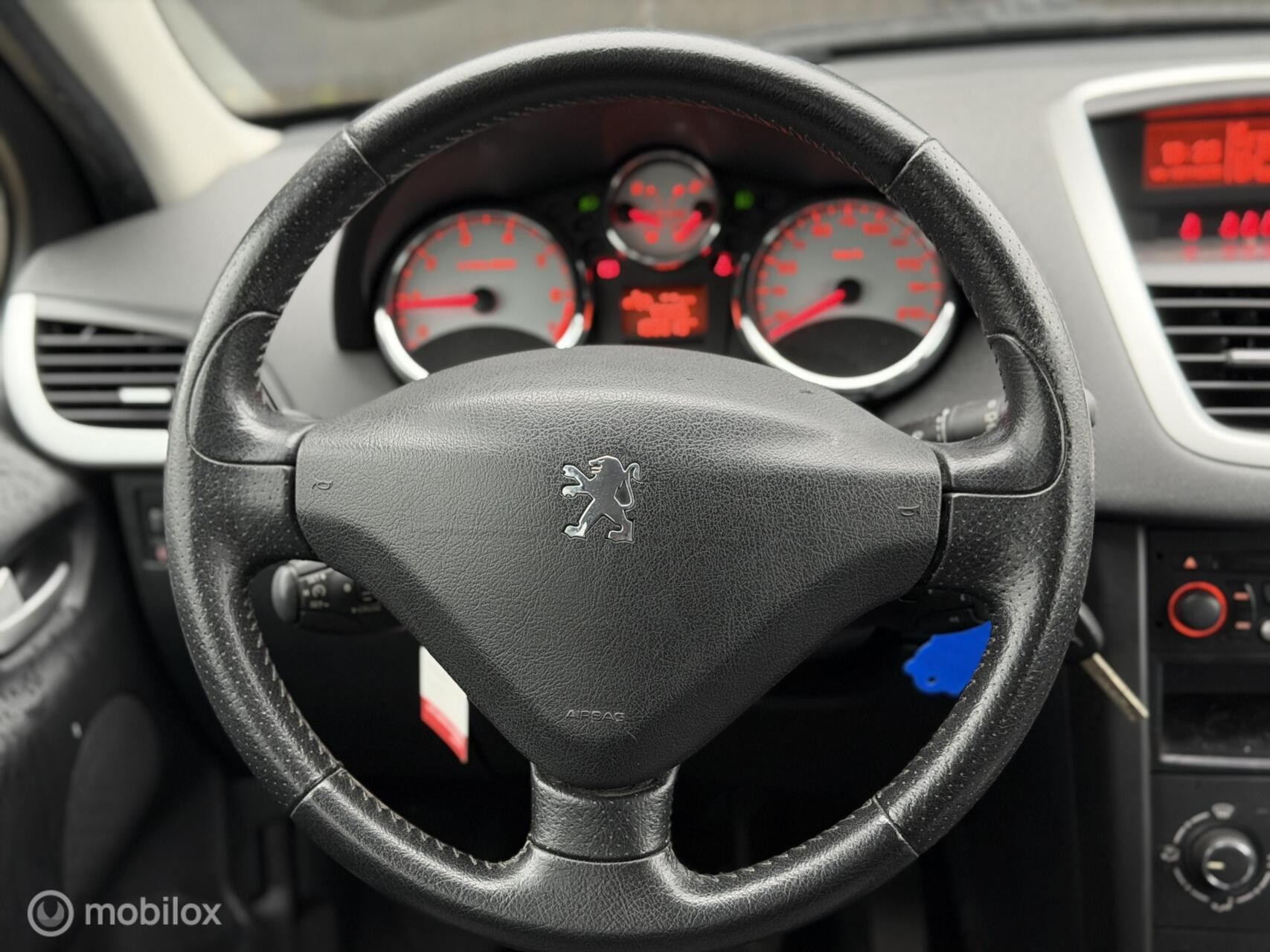 Hoofdafbeelding Peugeot 207