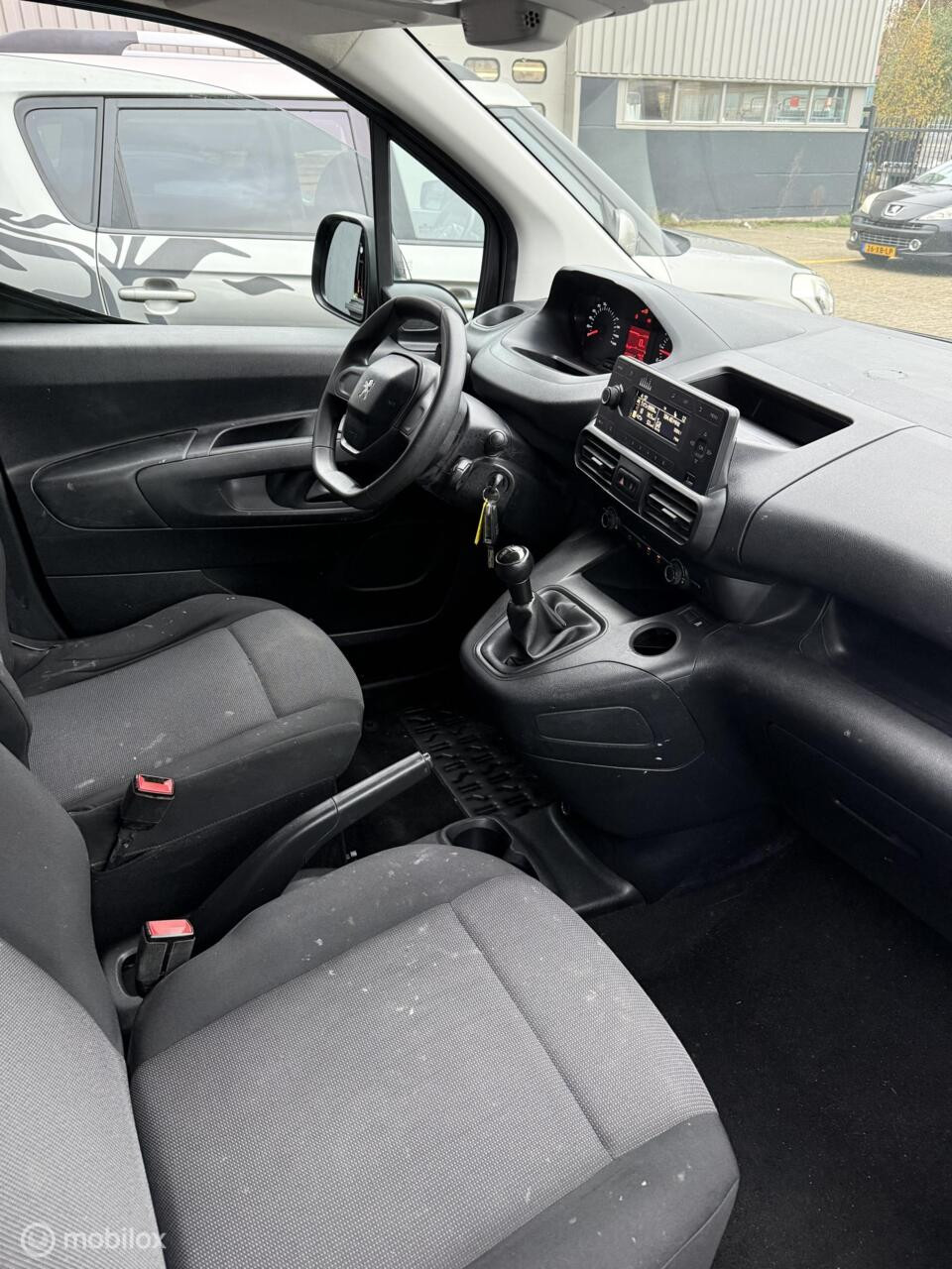 Hoofdafbeelding Peugeot Partner