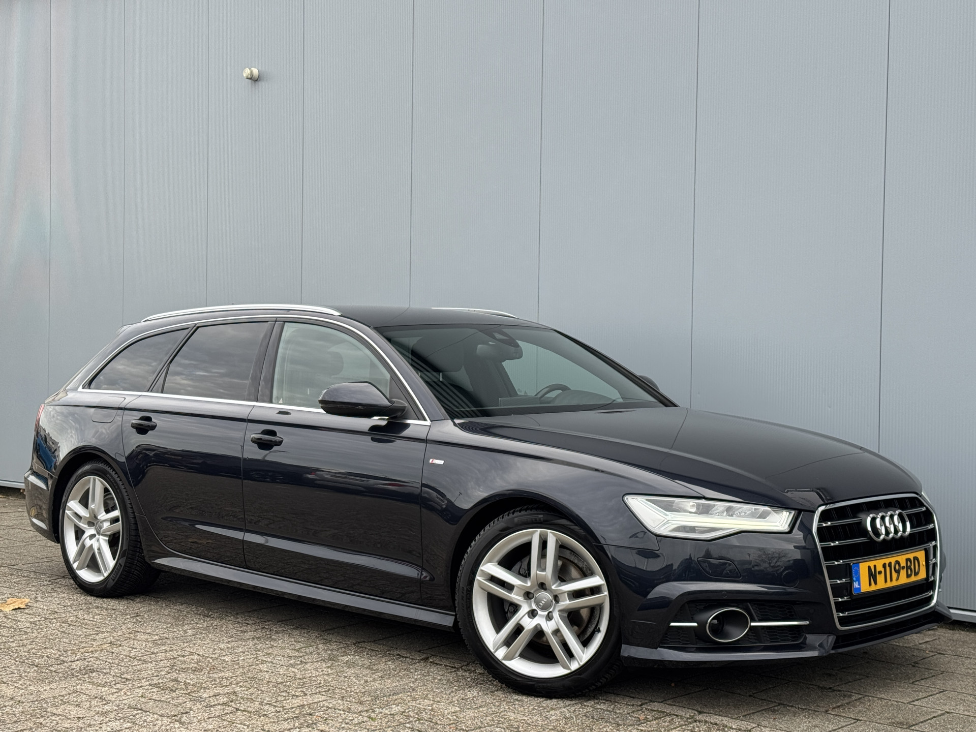 Hoofdafbeelding Audi A6