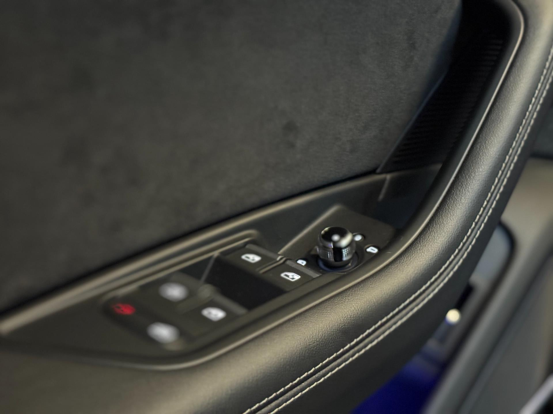 Hoofdafbeelding Audi S4