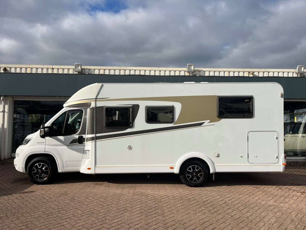 Hoofdafbeelding Carado T447 Lengtebedden Hefbed