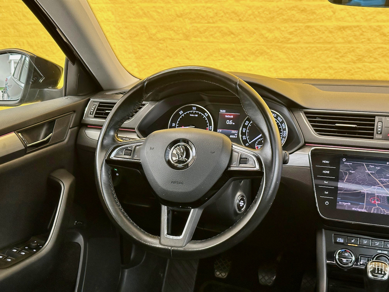 Hoofdafbeelding Škoda Superb