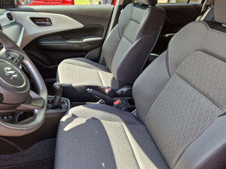 Suzuki Swift Suzuki Swift 1.2 Select S. Hybrid 5drs|Stoere Red & Black Edition Nieuwe model|Rijklaarprijs - afbeelding nr 13