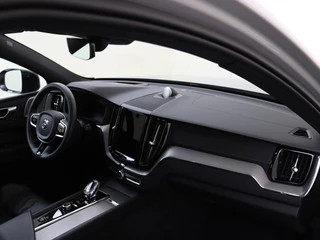 Volvo XC60 Volvo XC60 T6 AWD Ultimate Dark | Luchtvering | Trekhaak | 360° Camera | - afbeelding nr 12