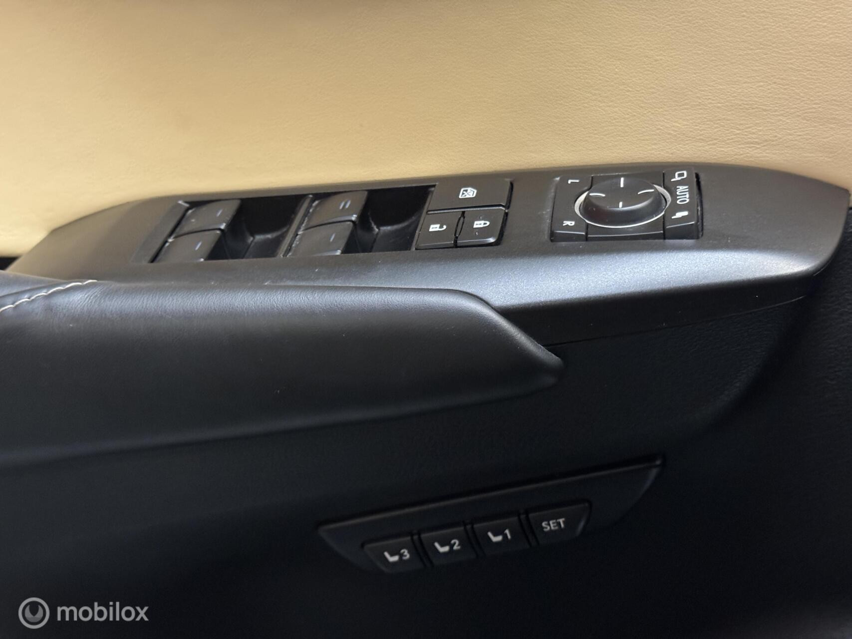 Hoofdafbeelding Lexus NX