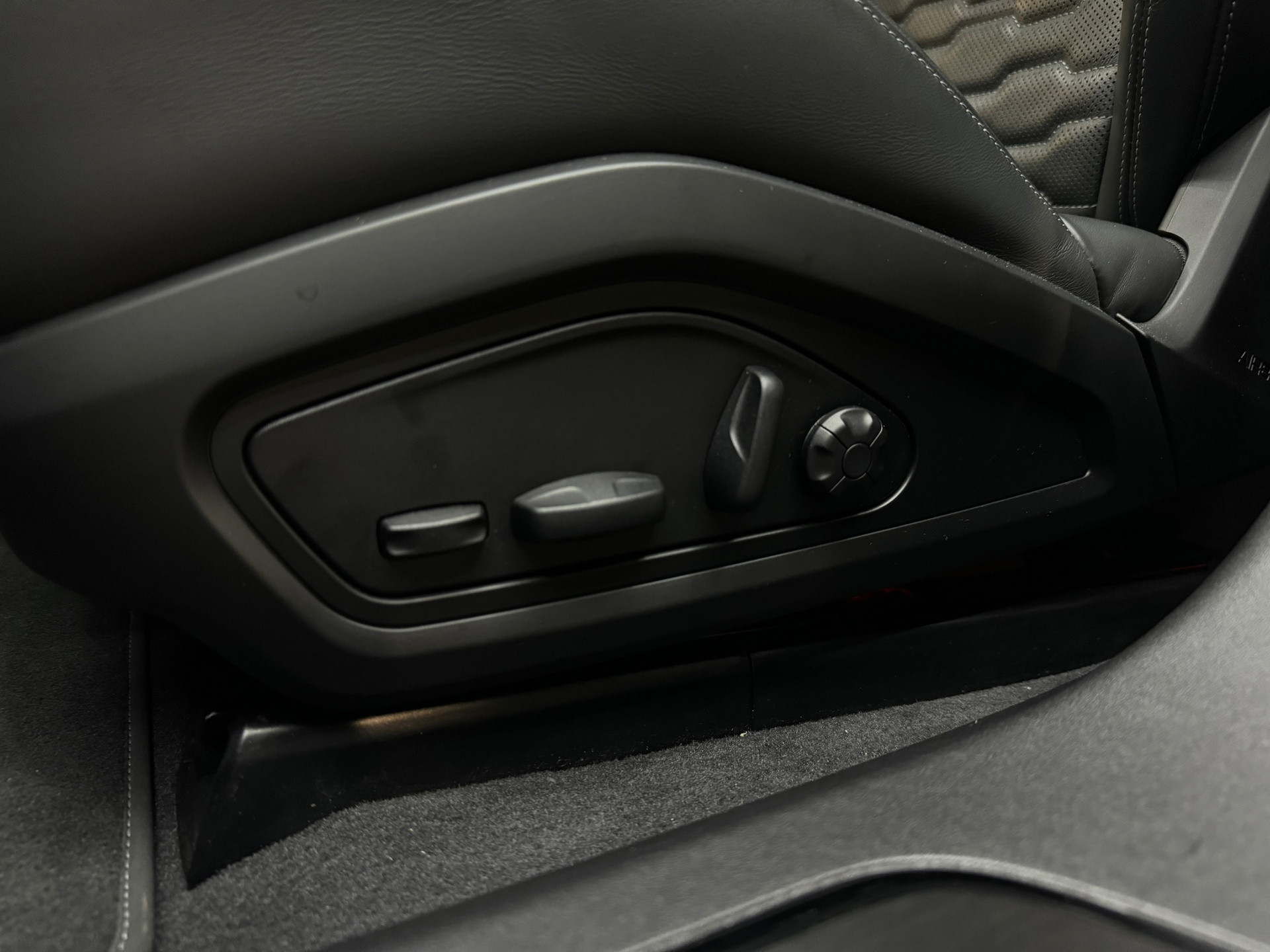 Hoofdafbeelding Audi e-tron GT