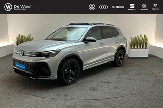 Volkswagen Tiguan 1.5 272pk DSG eHybrid R-Line Edition | Black Style, Panoramadak, 360 Graden Camera |