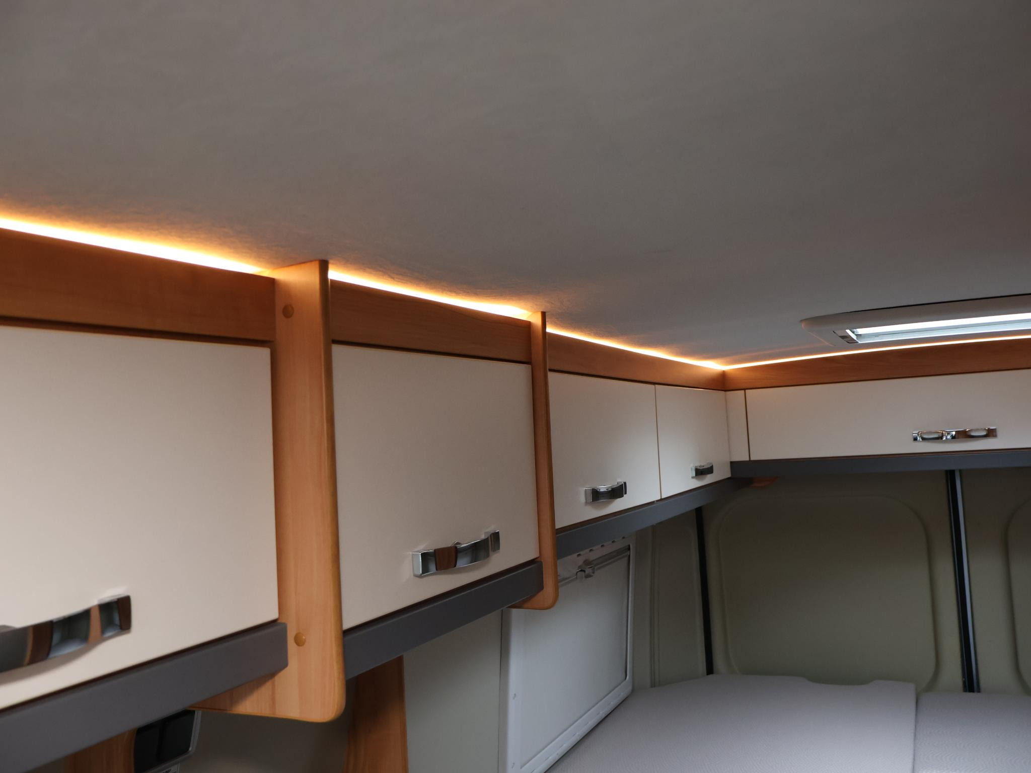 Hoofdafbeelding Pössl Summit 640