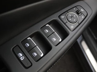 Hyundai Santa Fe Hyundai Santa Fe 1.6 T-GDI HEV Comfort Smart 7 Persoons | Trekhaak | DAB | Naviga - afbeelding nr 17