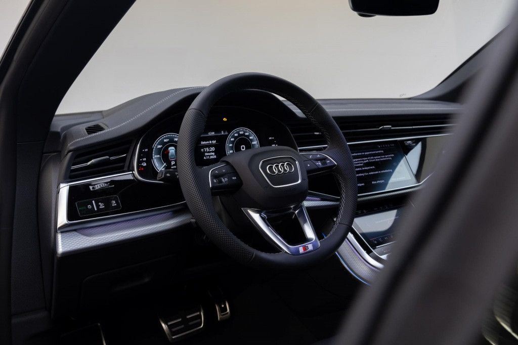 Hoofdafbeelding Audi Q8