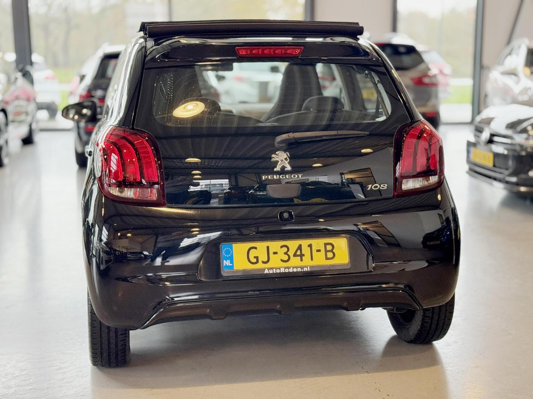 Hoofdafbeelding Peugeot 108