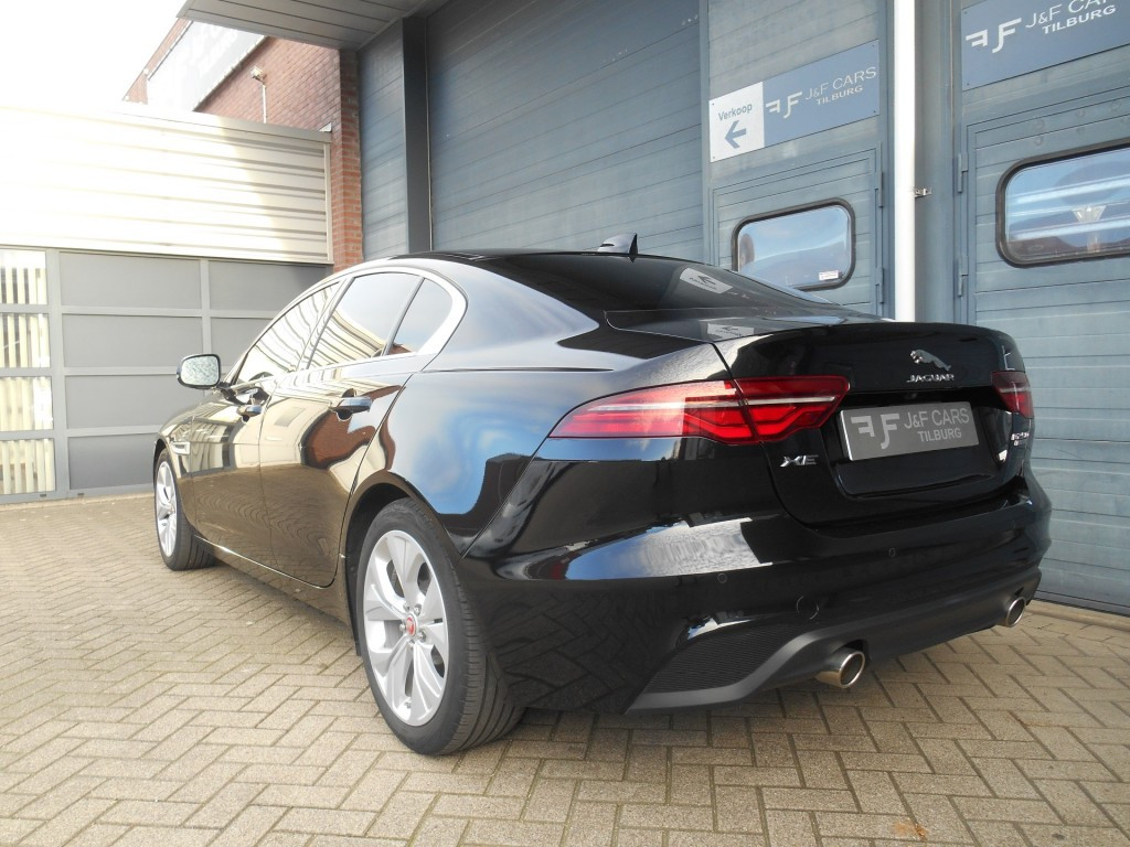 Hoofdafbeelding Jaguar XE