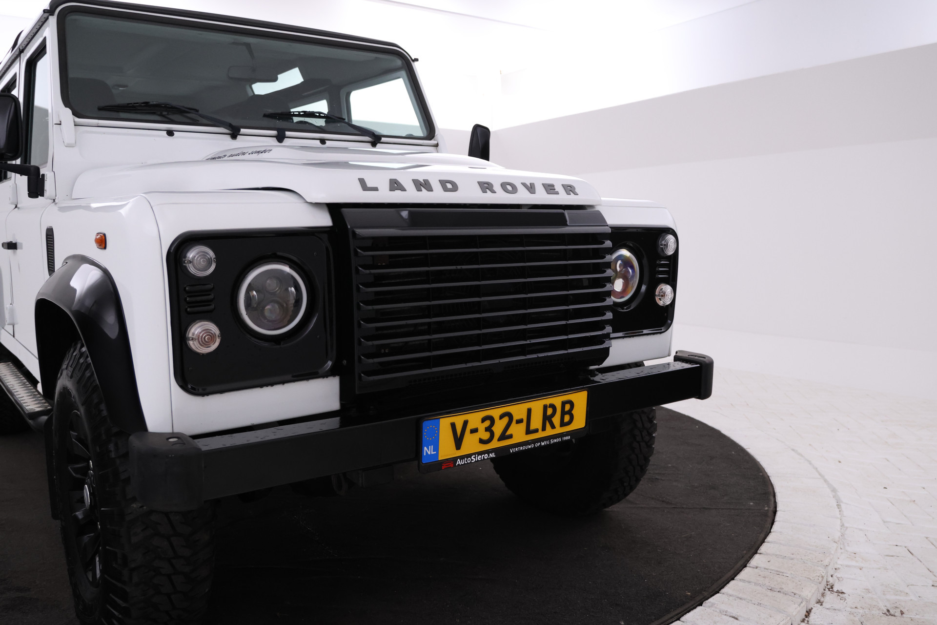 Hoofdafbeelding Land Rover Defender