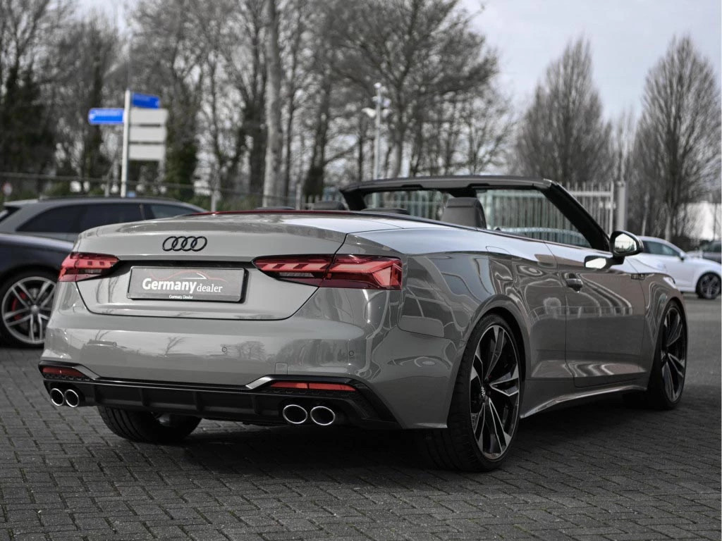 Hoofdafbeelding Audi S5