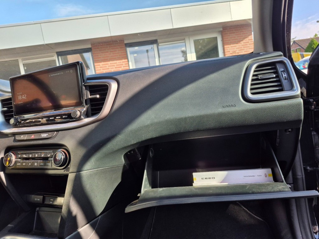 Hoofdafbeelding Kia Ceed