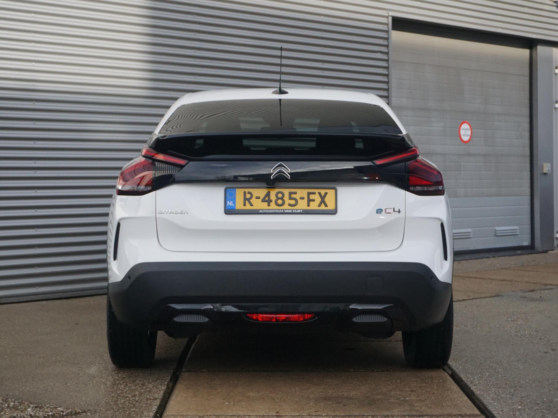 Hoofdafbeelding Citroën ë-C4