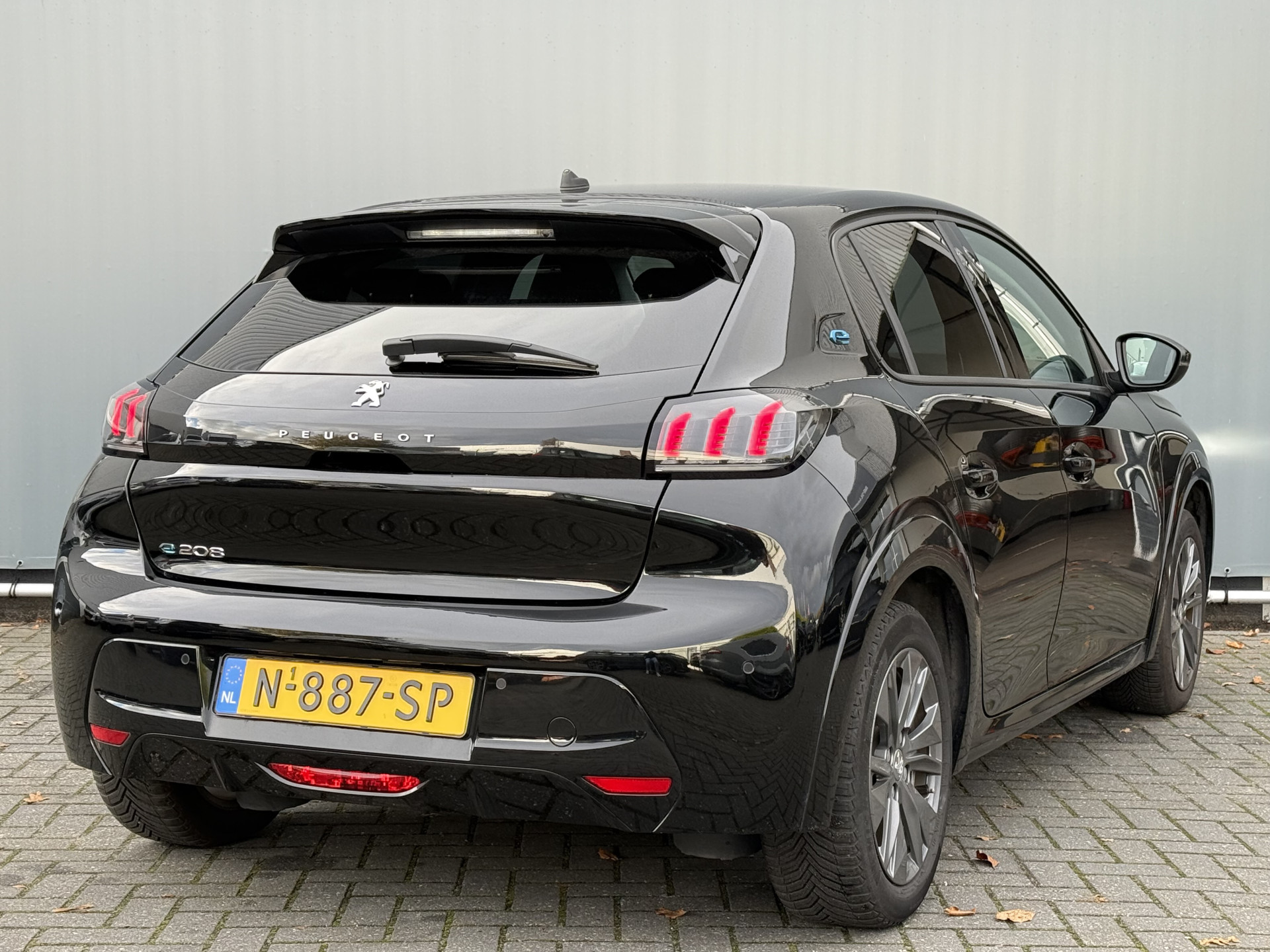 Hoofdafbeelding Peugeot e-208