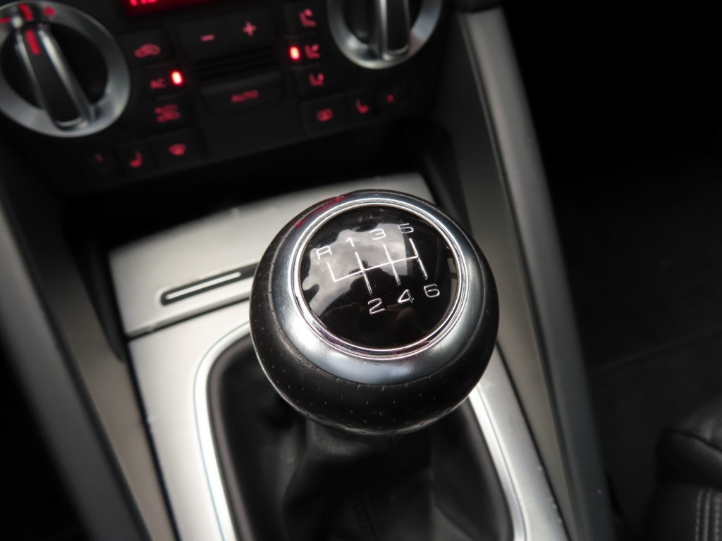 Hoofdafbeelding Audi Cabriolet