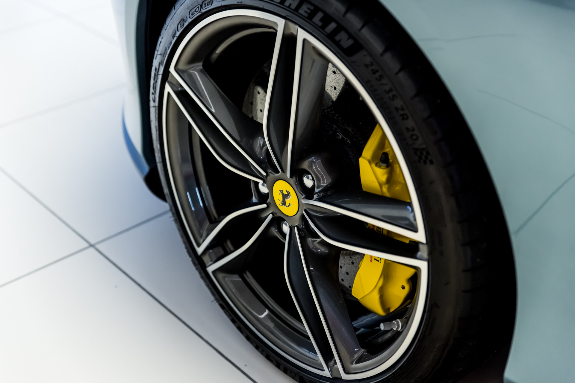 Hoofdafbeelding Ferrari Roma