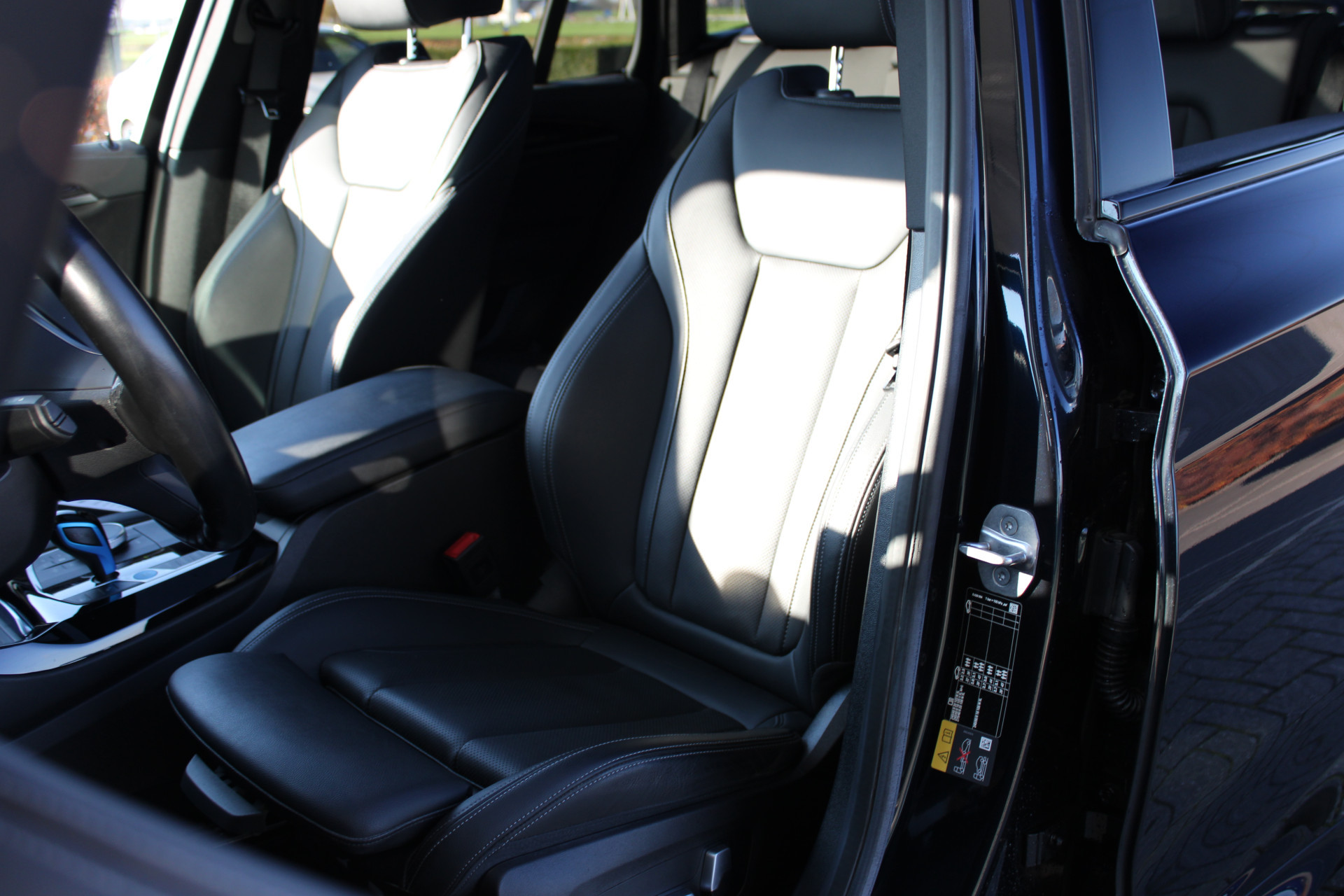 Hoofdafbeelding BMW iX3