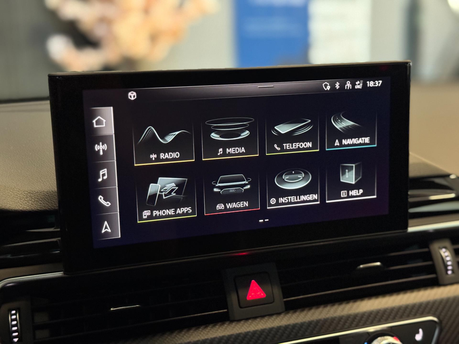 Hoofdafbeelding Audi S4