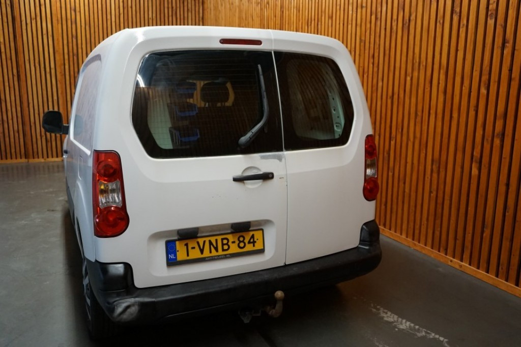 Hoofdafbeelding Peugeot Partner