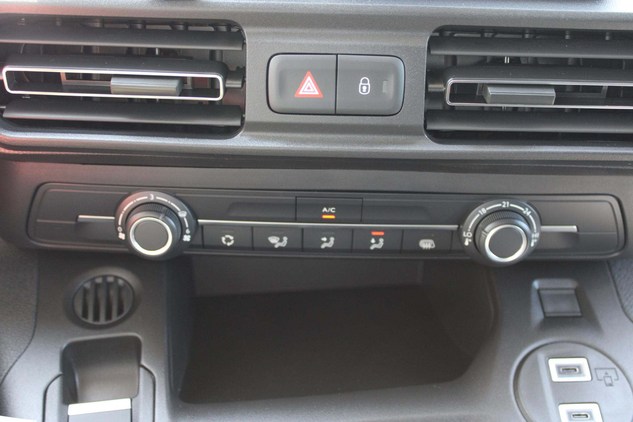 Hoofdafbeelding Citroën ë-Berlingo