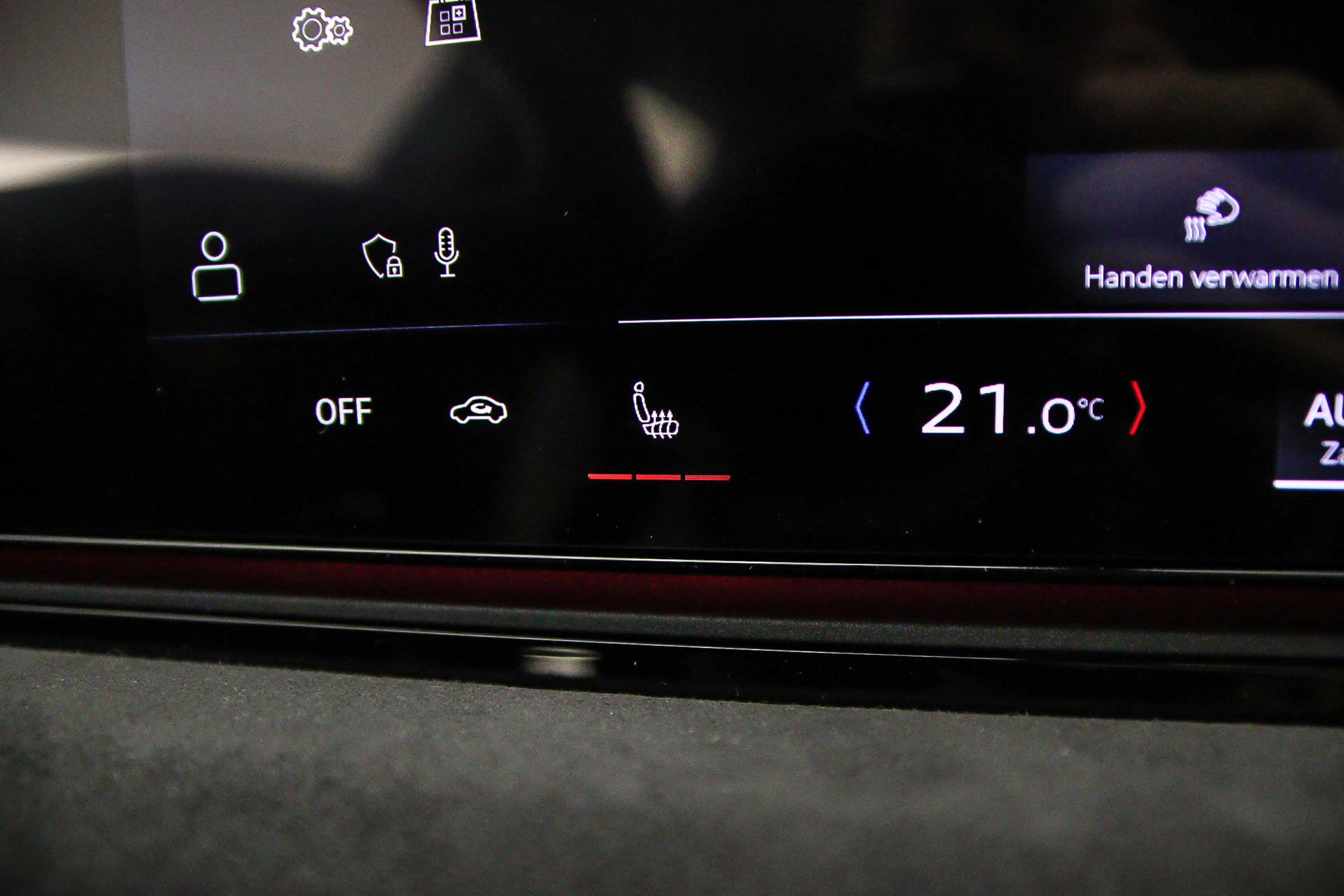 Hoofdafbeelding Audi A6 Avant e-tron