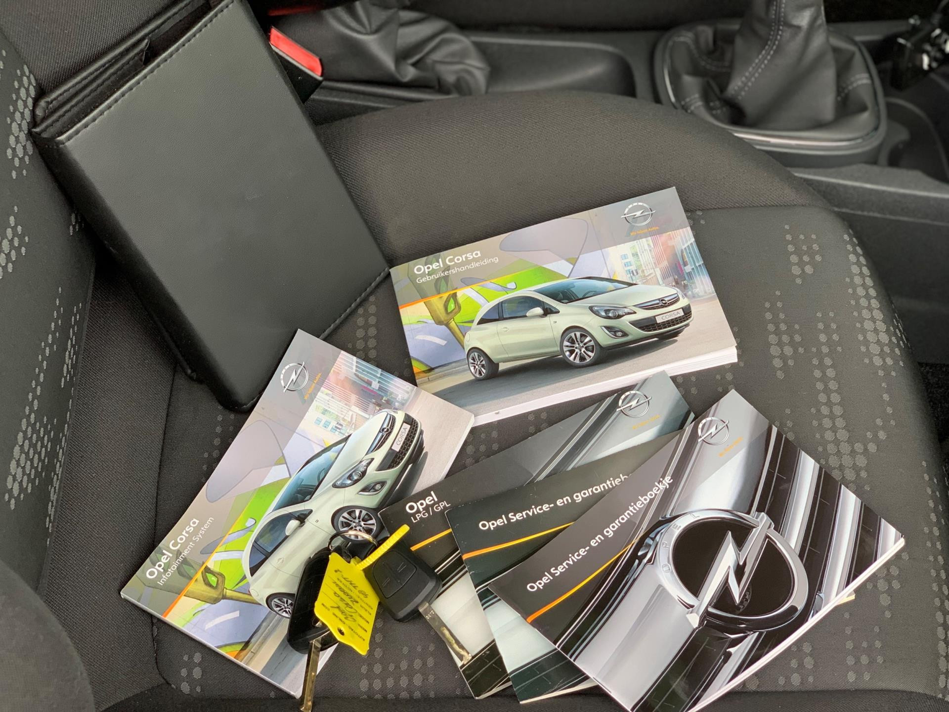 Hoofdafbeelding Opel Corsa