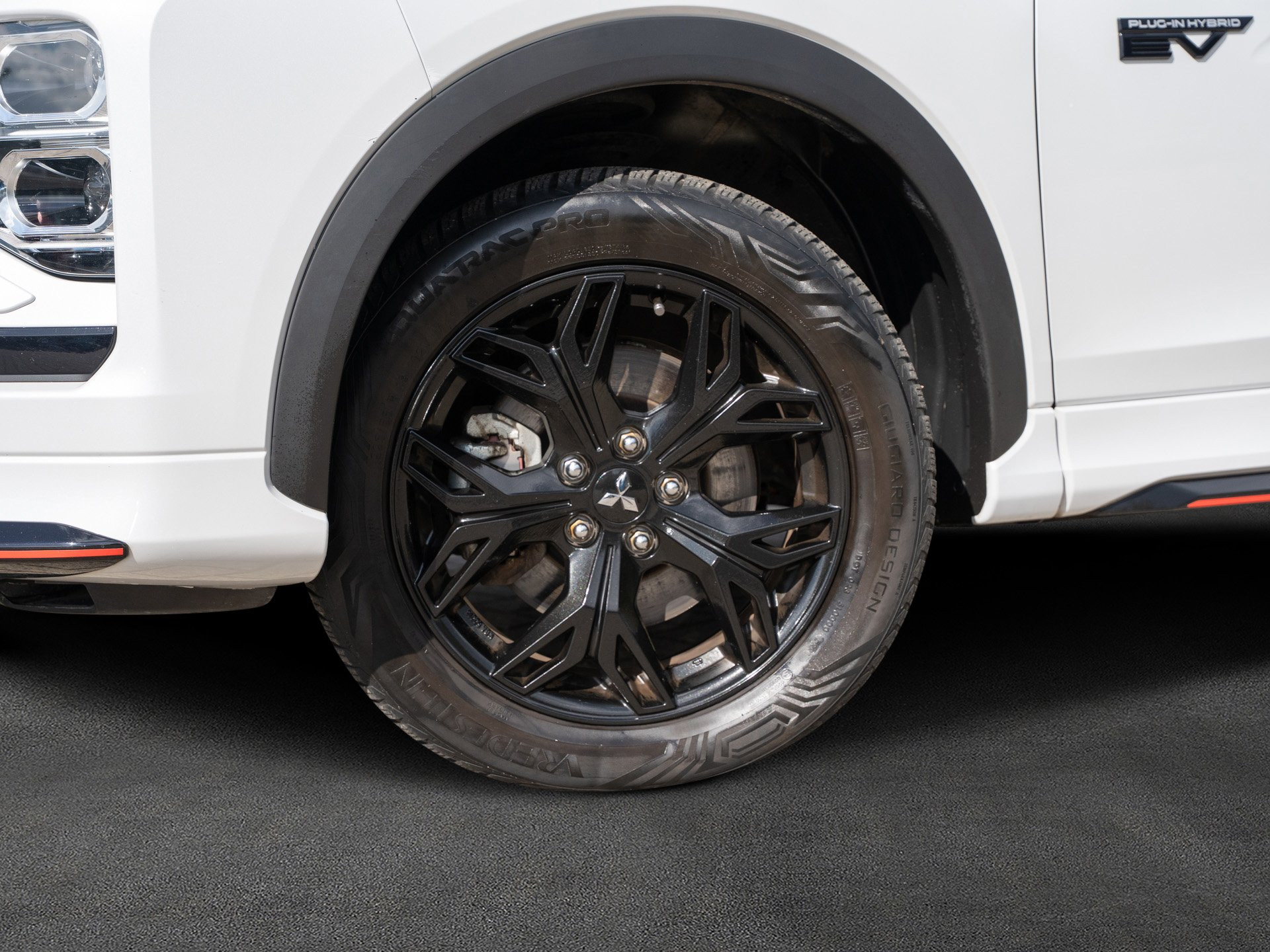 Mitsubishi-Eclipse Cross-image-3