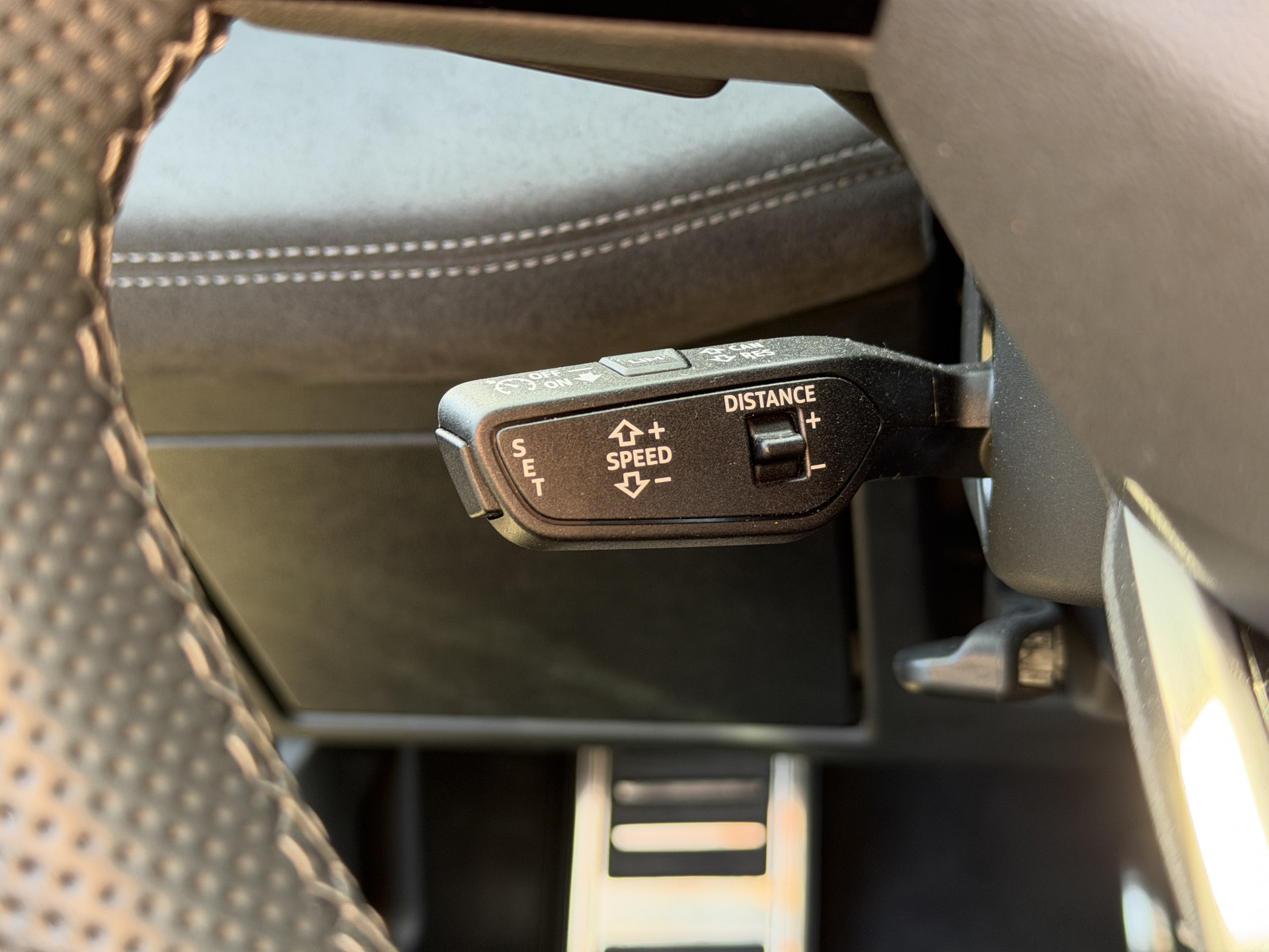 Hoofdafbeelding Audi A6 Avant e-tron