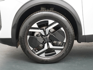 Peugeot 2008 Peugeot 2008 1.2 PureTech Allure - afbeelding nr 15