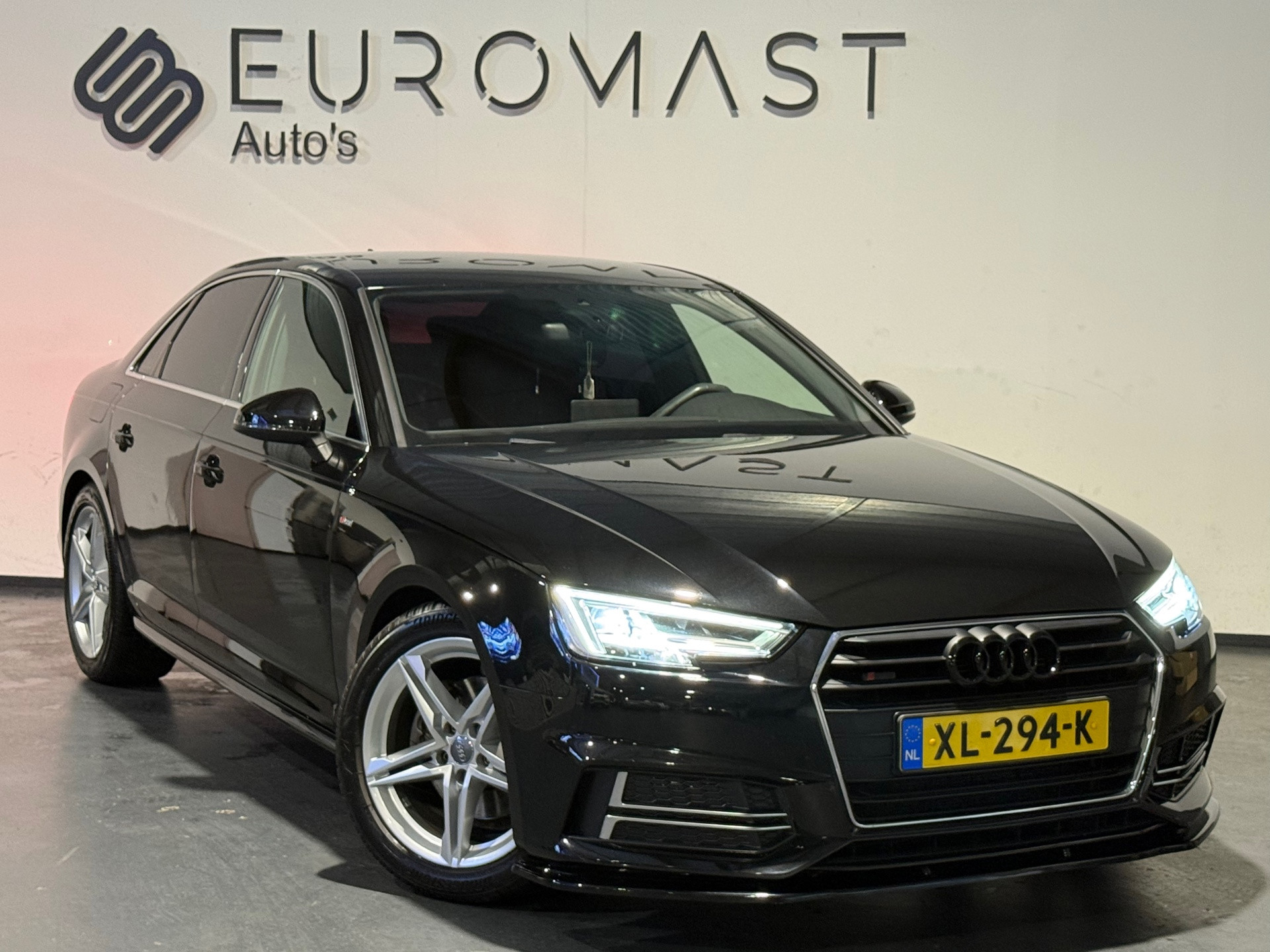 Hoofdafbeelding Audi A4