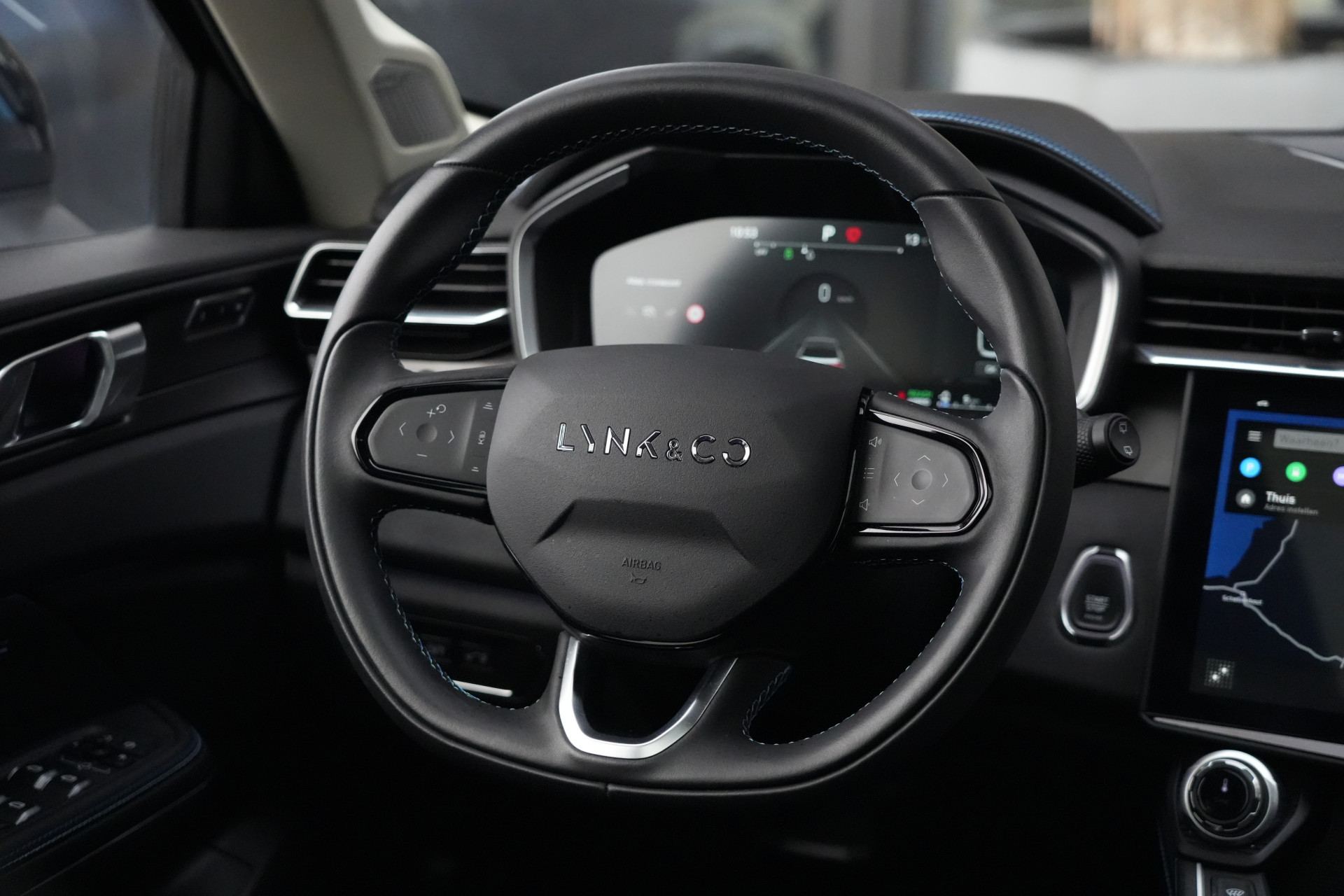 Hoofdafbeelding Lynk & Co 01