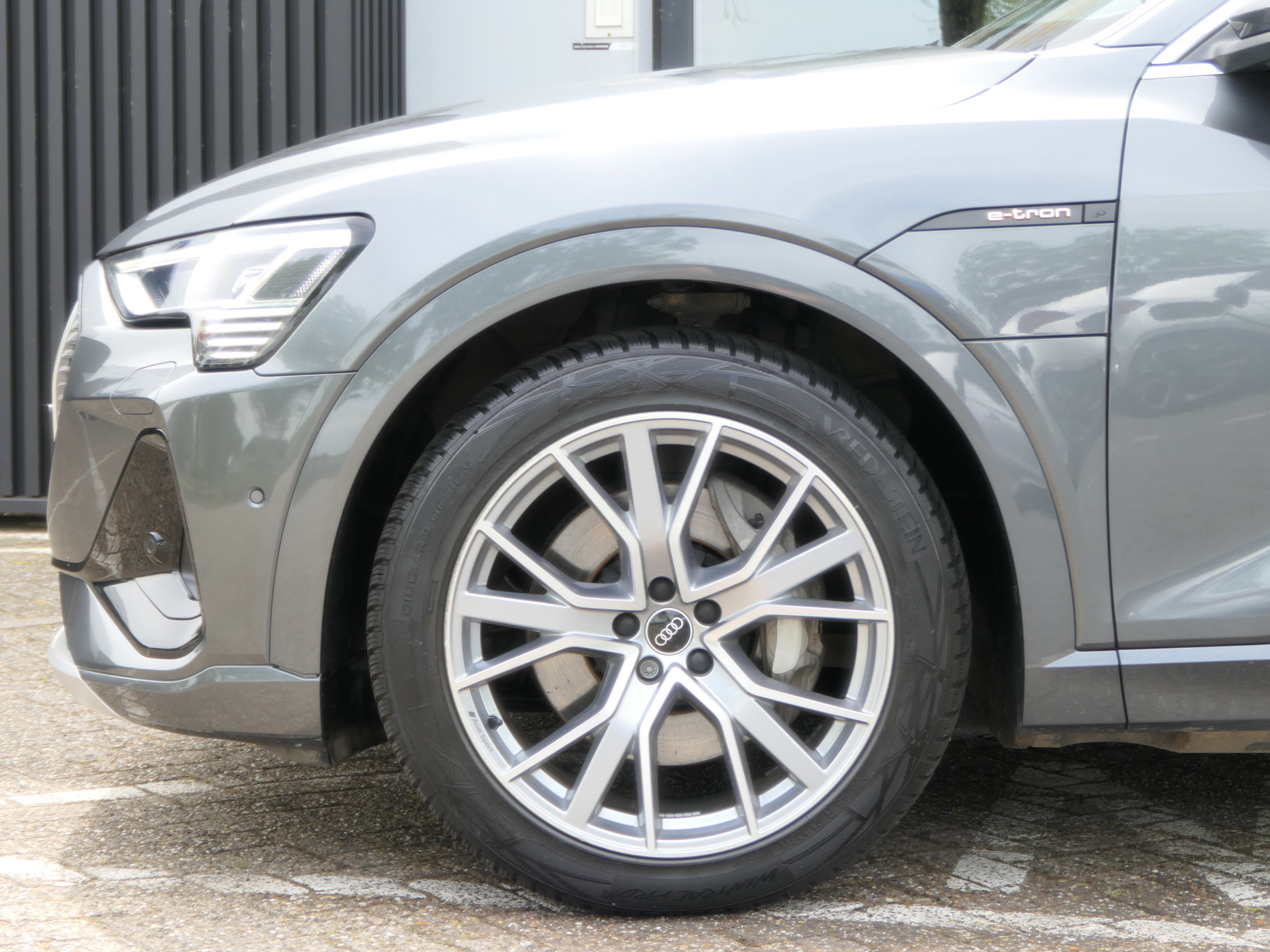 Hoofdafbeelding Audi e-tron