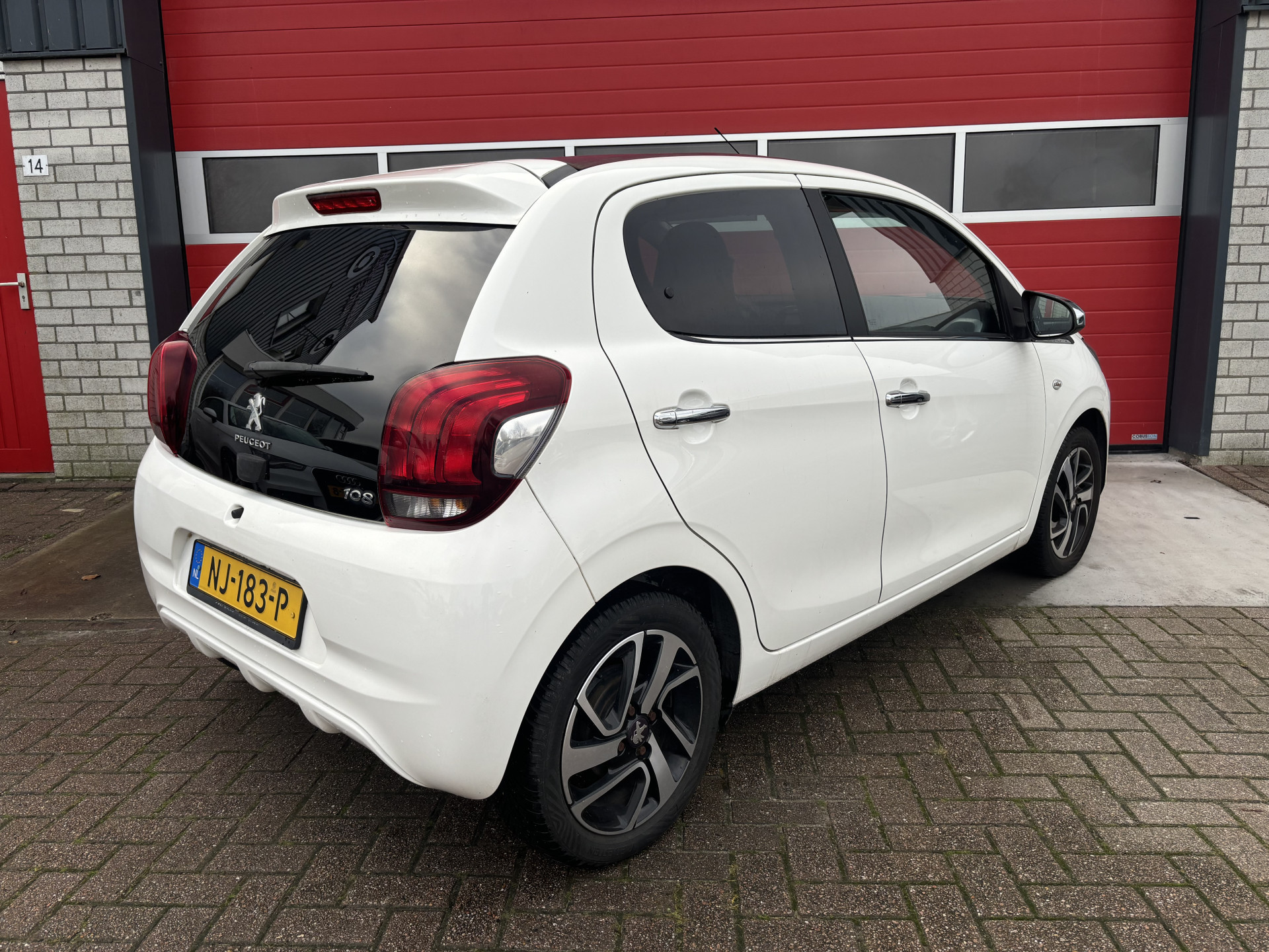 Hoofdafbeelding Peugeot 108
