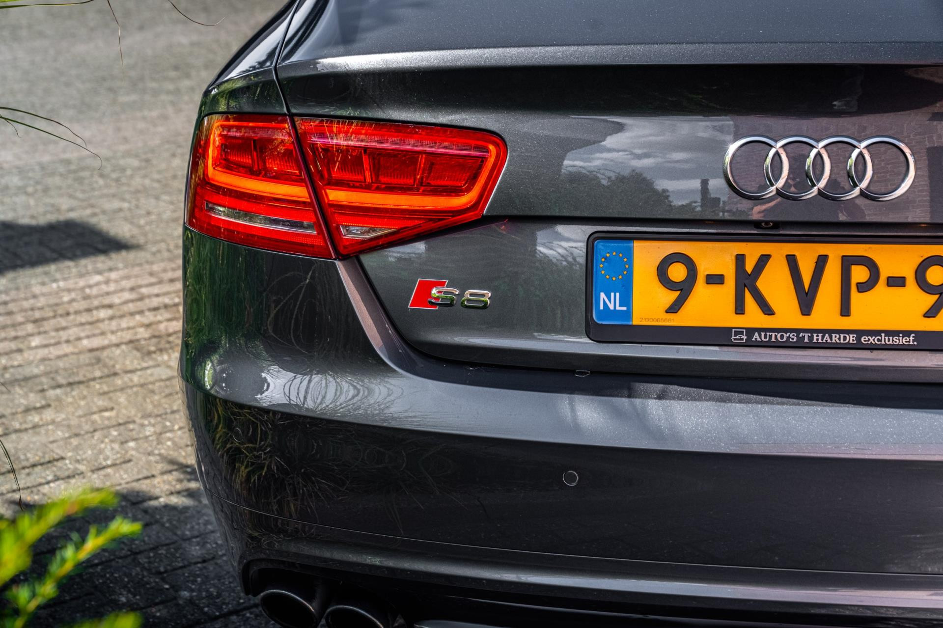 Hoofdafbeelding Audi S8