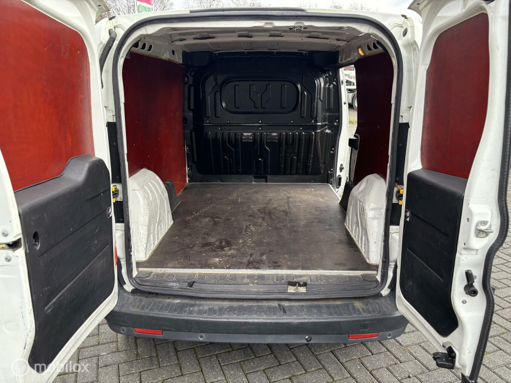 Hoofdafbeelding Opel Combo