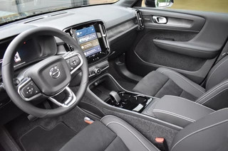 Volvo EX40 Volvo EX40 Twin Motor Ultra Black Edition 442pk/82kWh | Trekhaak | Pixel Le - afbeelding nr 4