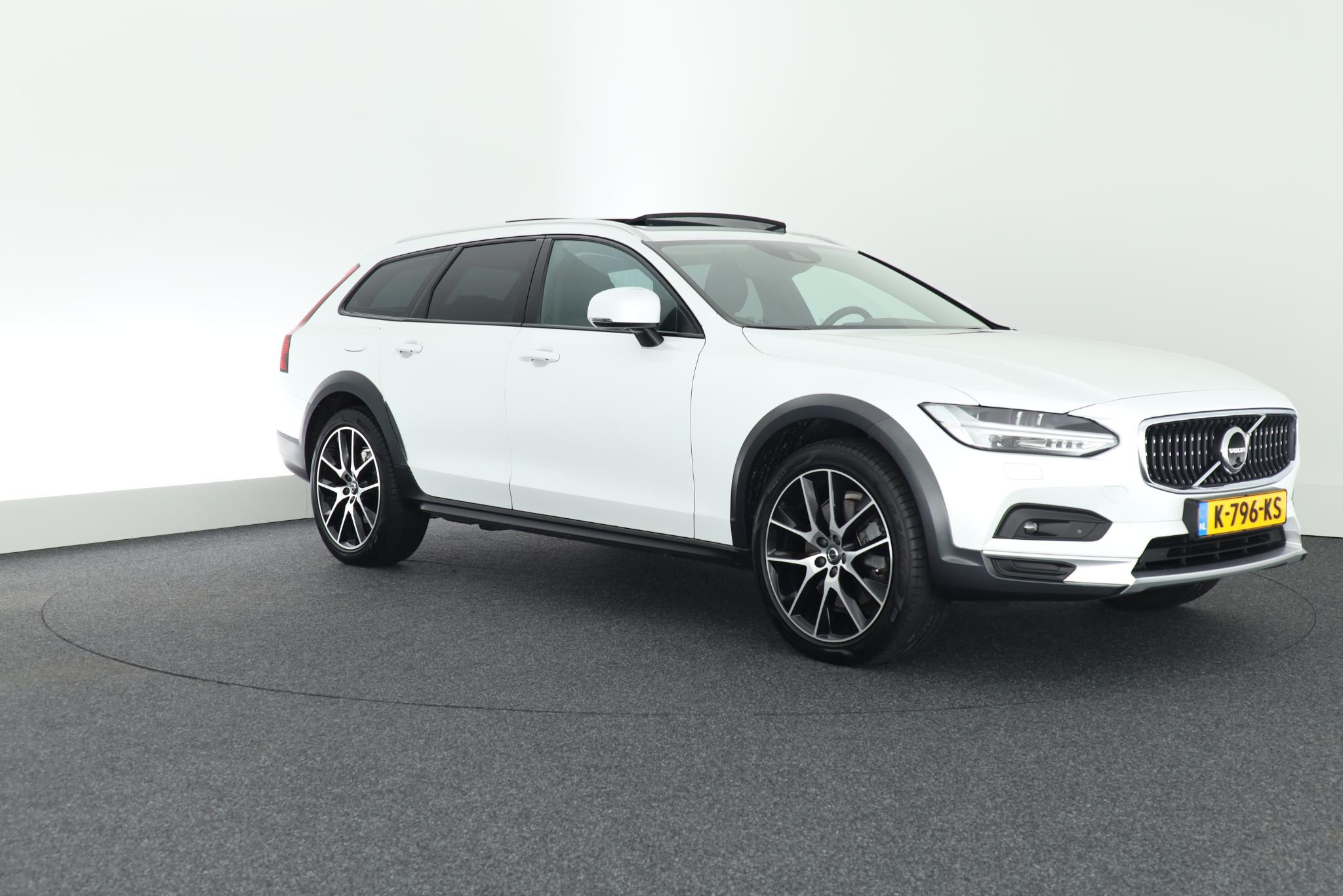 Hoofdafbeelding Volvo V90