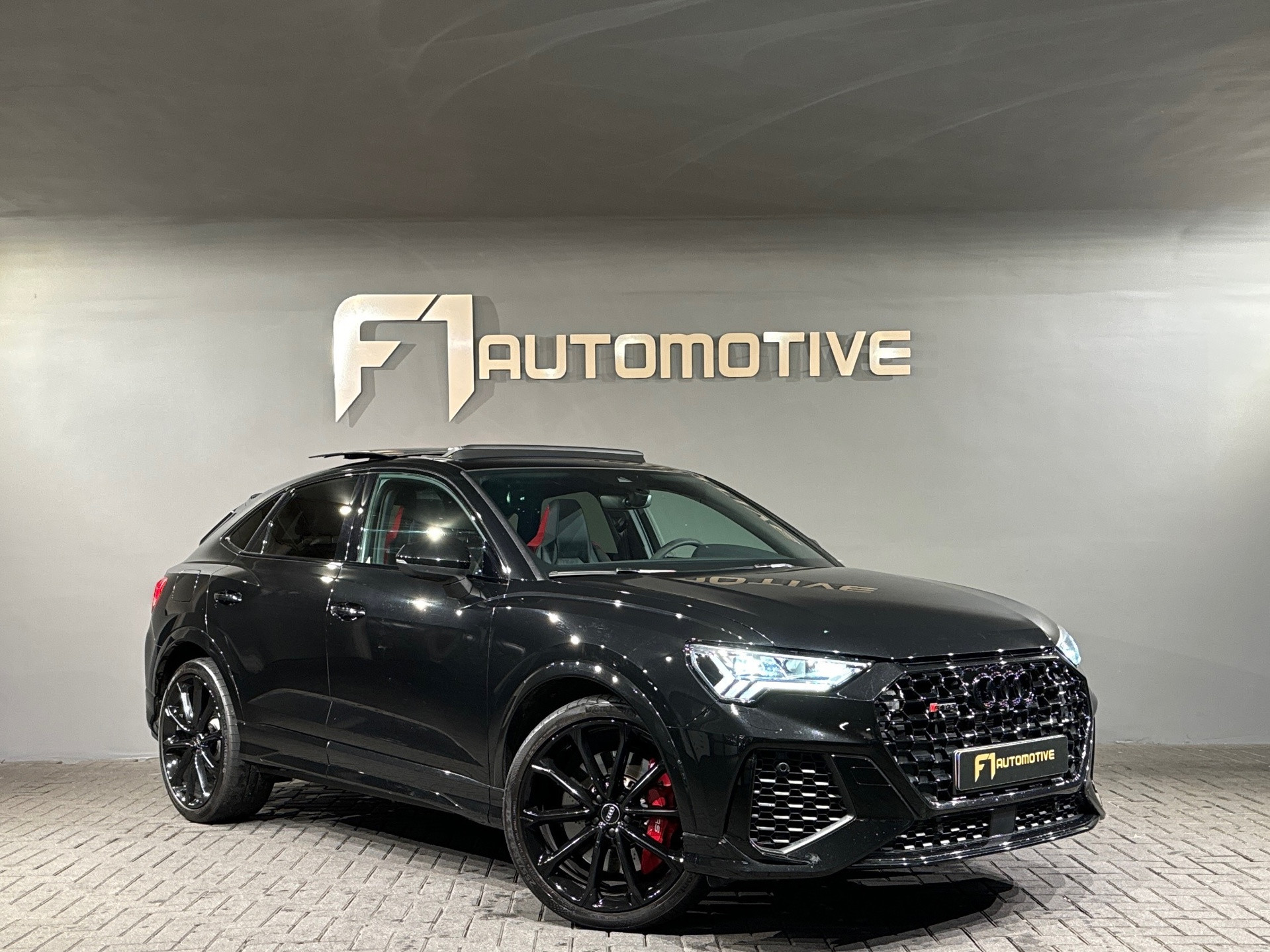 Hoofdafbeelding Audi RSQ3