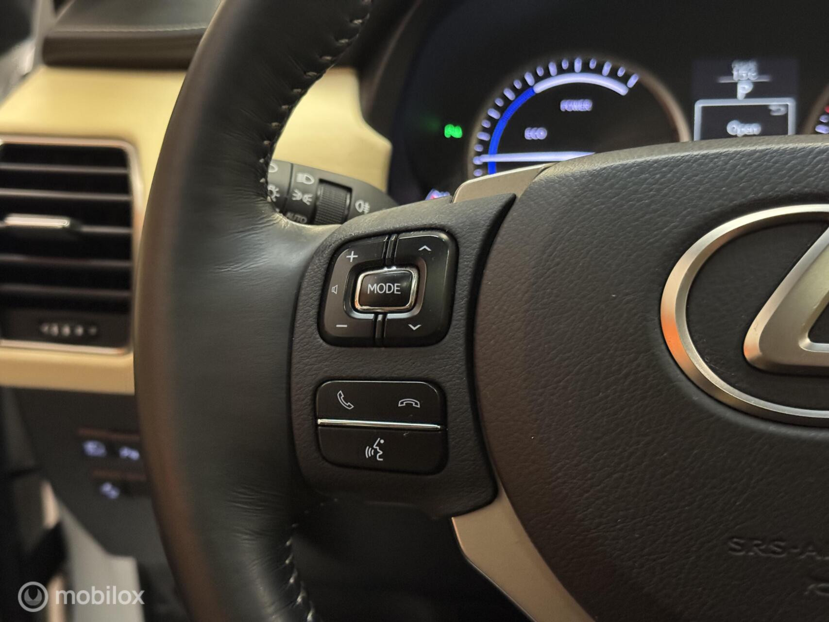 Hoofdafbeelding Lexus NX