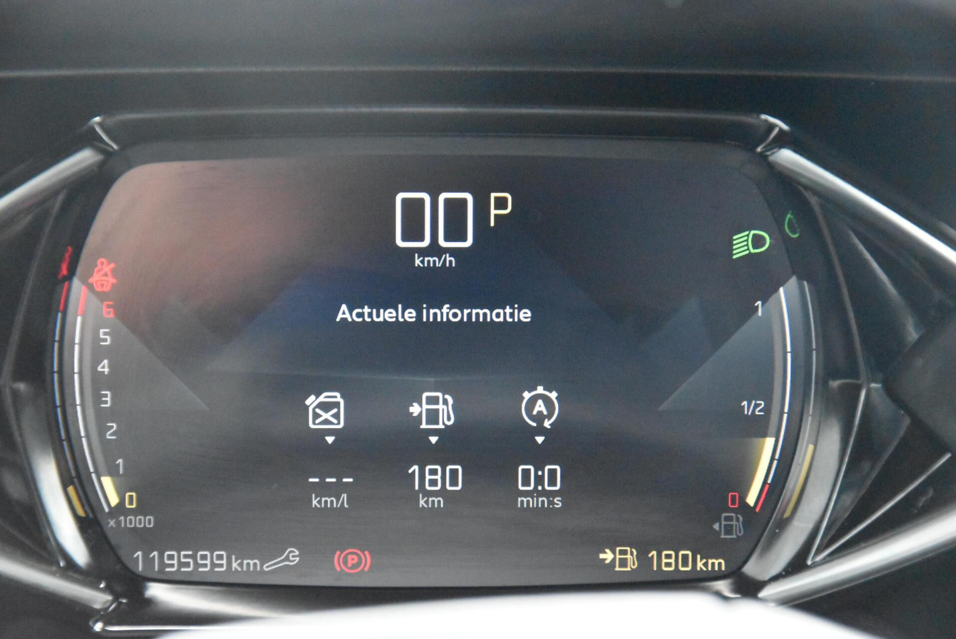 Hoofdafbeelding DS DS 3