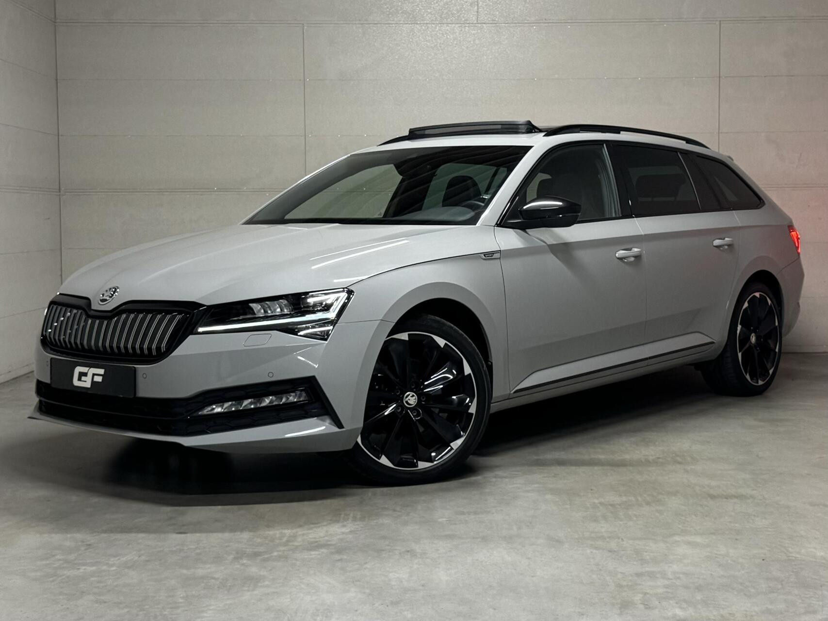 Hoofdafbeelding Škoda Superb
