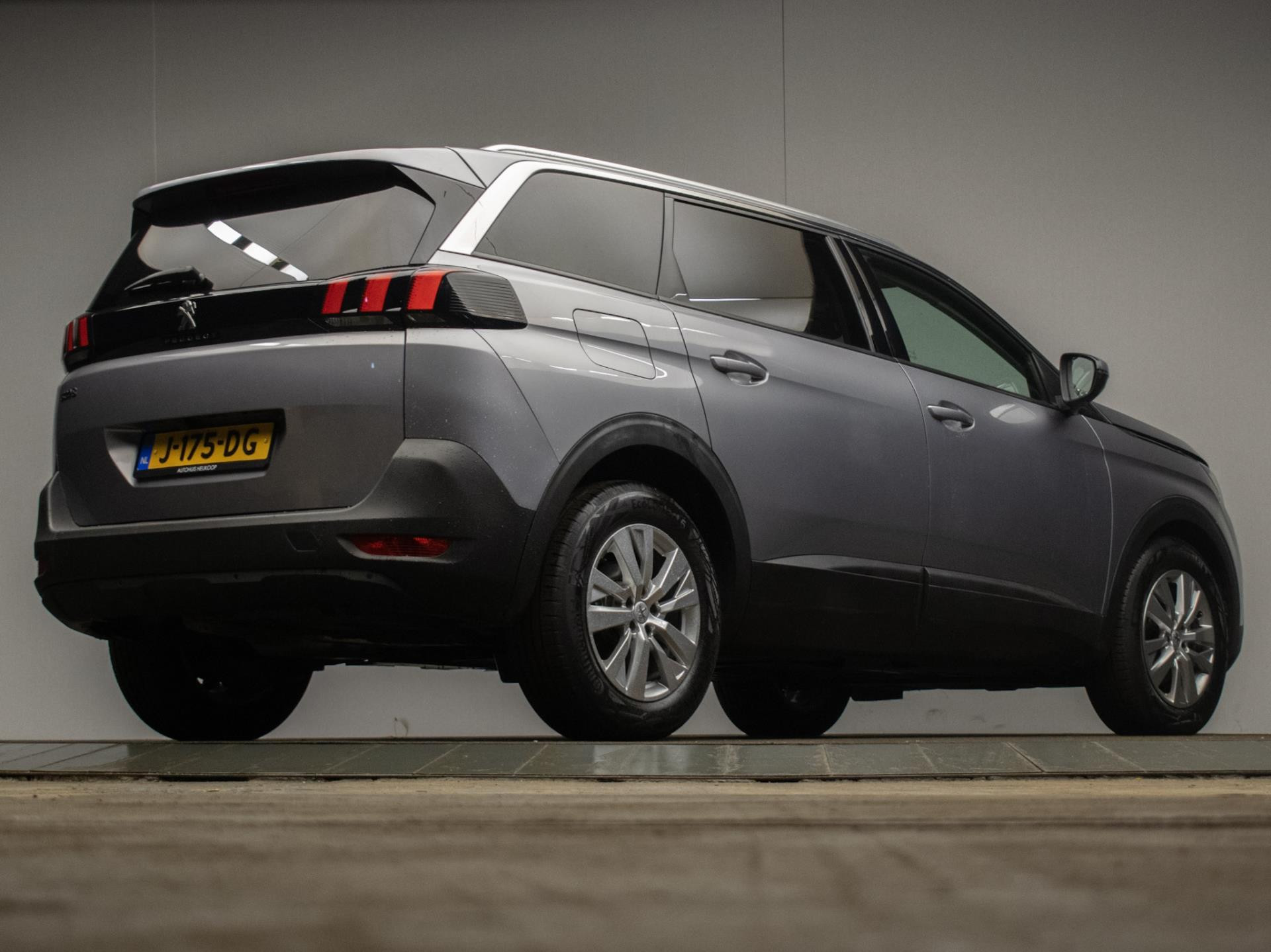 Hoofdafbeelding Peugeot 5008