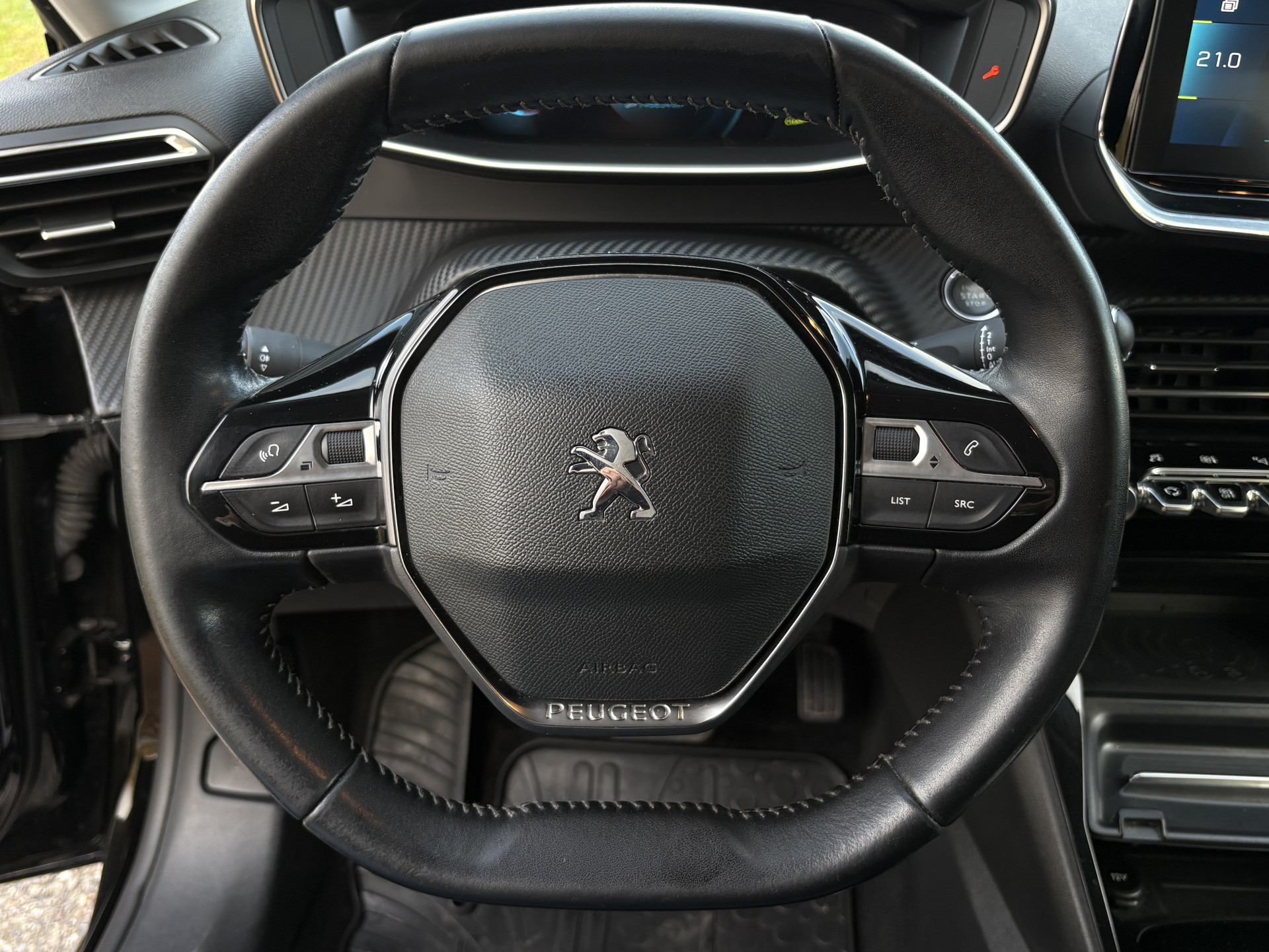 Hoofdafbeelding Peugeot e-208